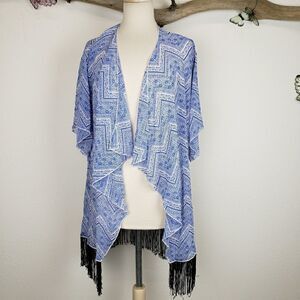 Lularoe monroe short sleeve kimono with fringe